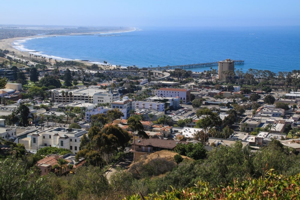 Ventura California - Downtown and Pier